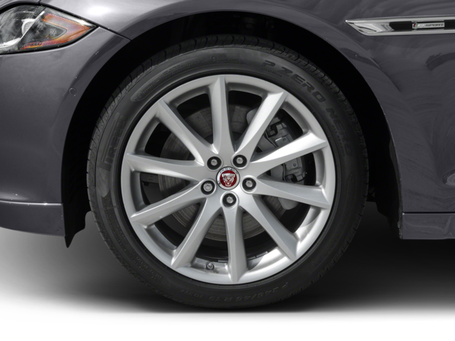 2016 Jaguar XJ R-Sport