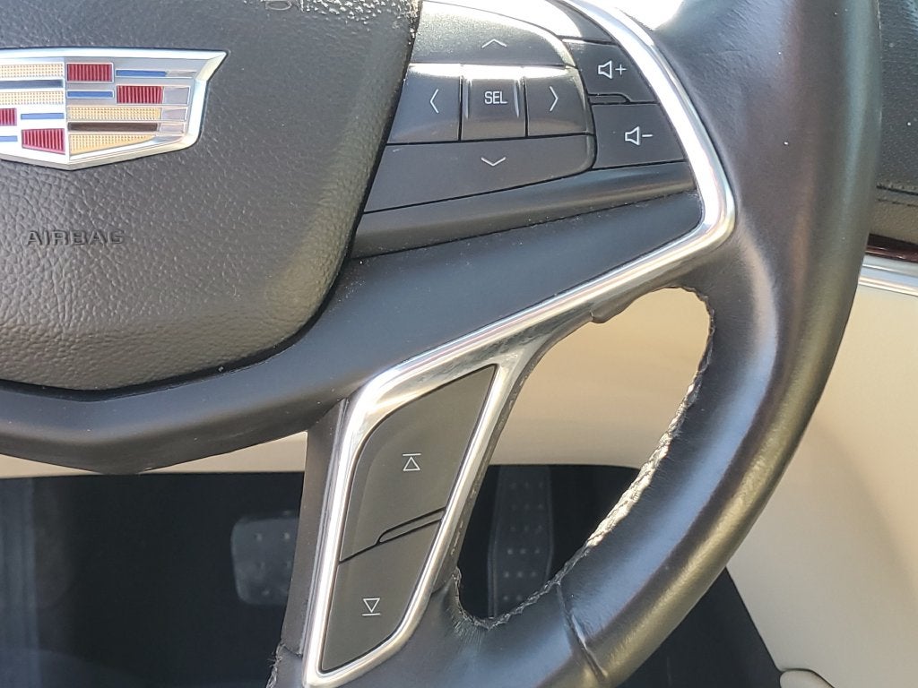 2017 Cadillac XT5 Premium Luxury