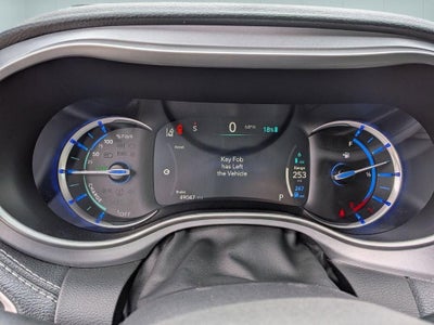 2024 Chrysler Pacifica Hybrid Select S Appearance