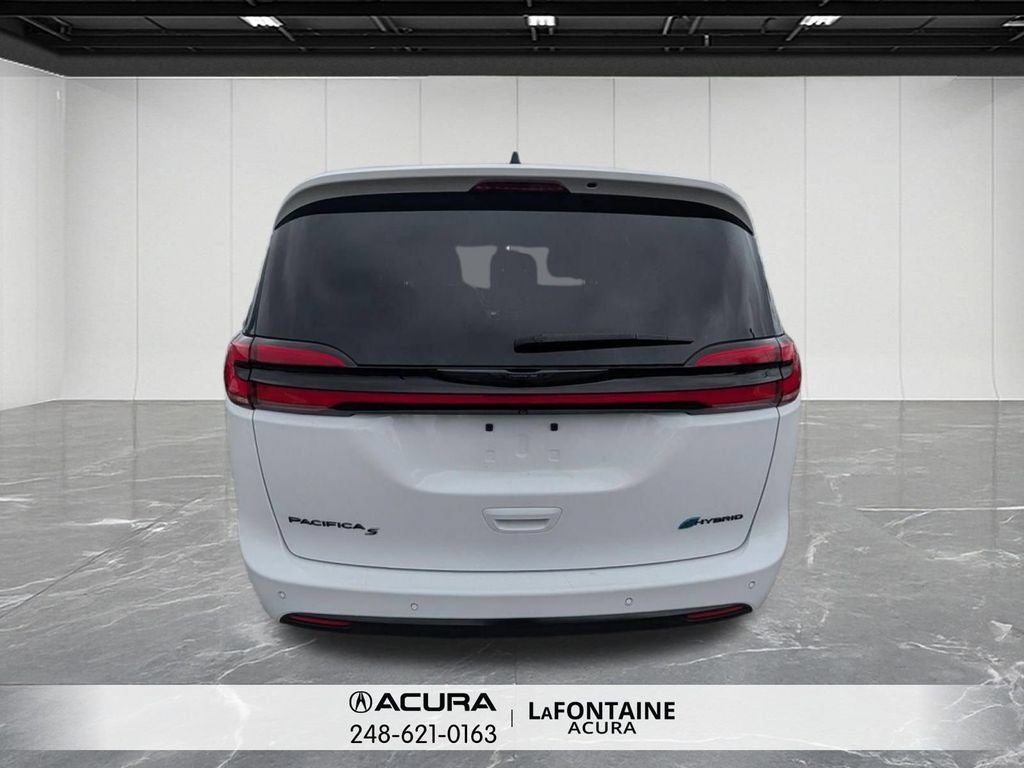 2024 Chrysler Pacifica Hybrid Select S Appearance
