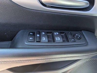 2024 Chrysler Pacifica Hybrid Select S Appearance