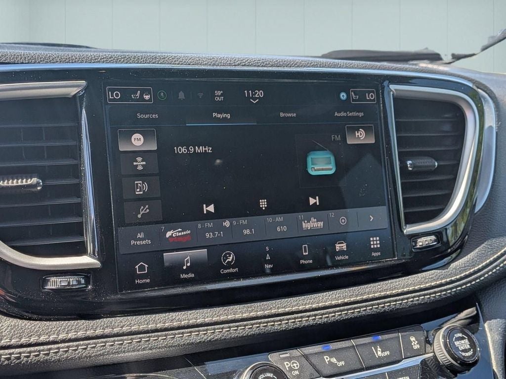 2024 Chrysler Pacifica Hybrid Select S Appearance