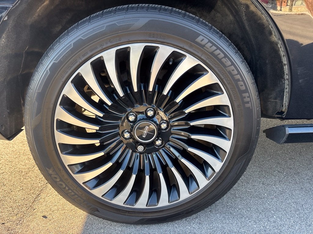 2021 Lincoln Navigator Black Label