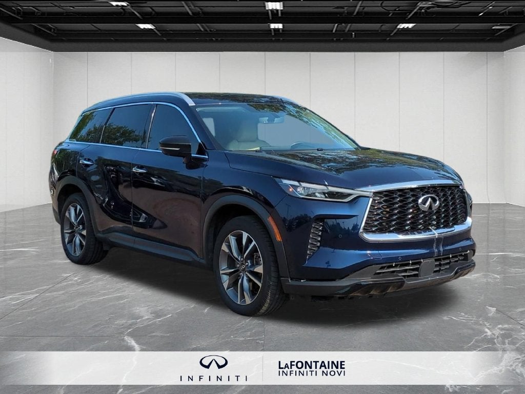 2023 INFINITI QX60 LUXE