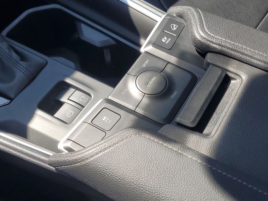 2025 Toyota Grand Highlander Hybrid LE