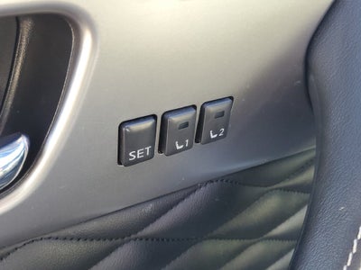 2017 INFINITI QX70 Base