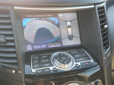 2017 INFINITI QX70 Base
