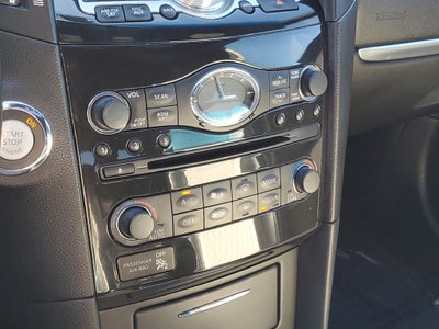 2017 INFINITI QX70 Base