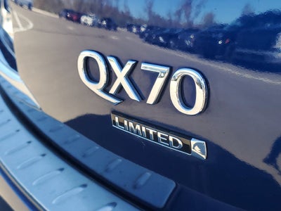 2017 INFINITI QX70 Base