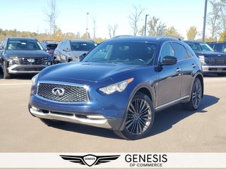 2017 INFINITI QX70 Base