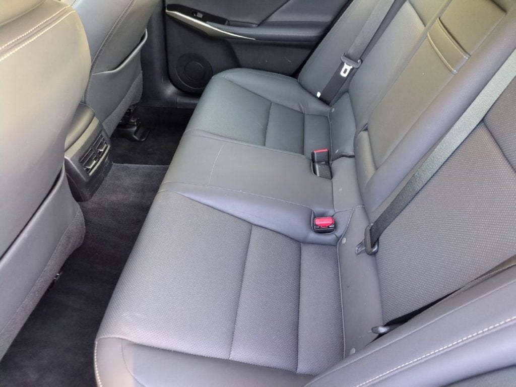 2018 Lexus IS 300
