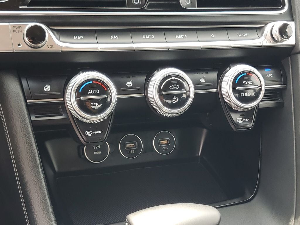 2023 Genesis G70 2.0T