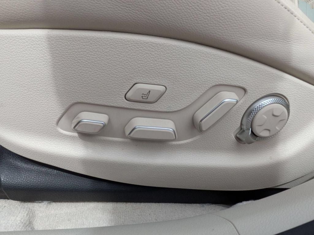 2026 Genesis G80 2.5T