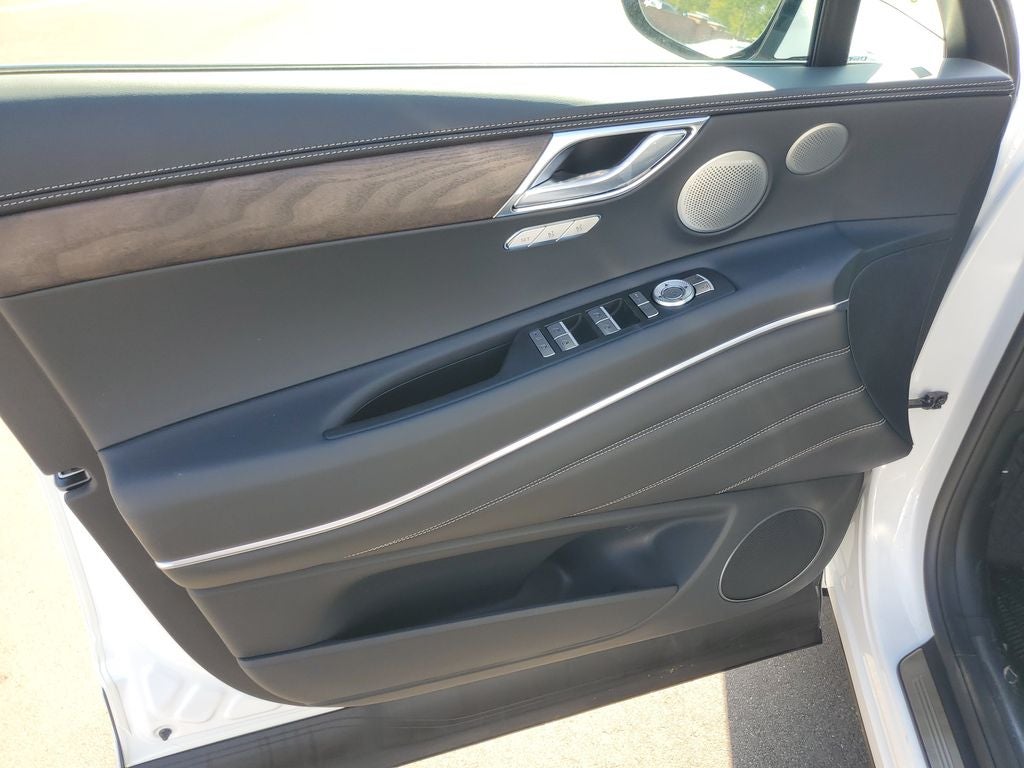 2027 Genesis GV80 2.5T Advanced
