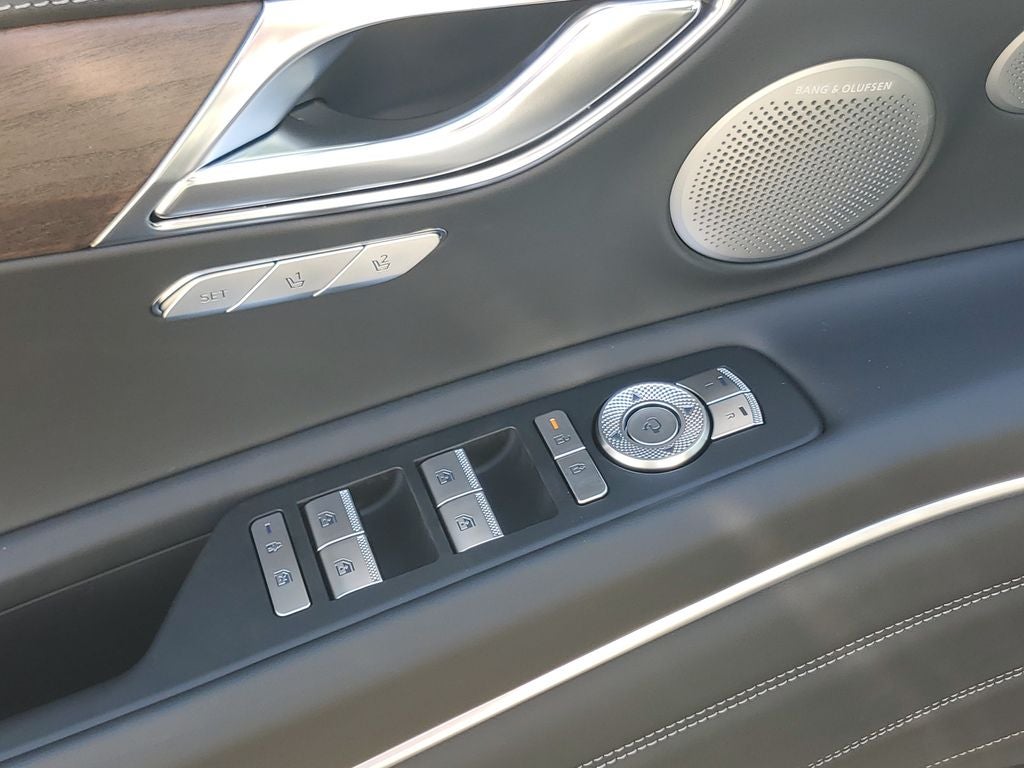 2027 Genesis GV80 2.5T Prestige