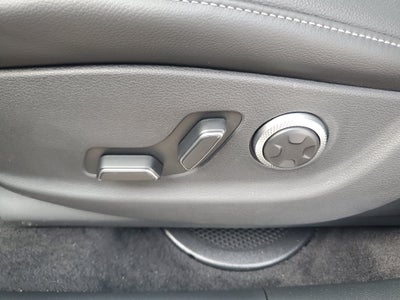 2027 Genesis GV80 2.5T Select