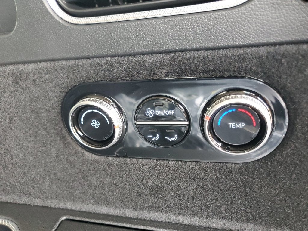 2027 Genesis GV80 2.5T Select