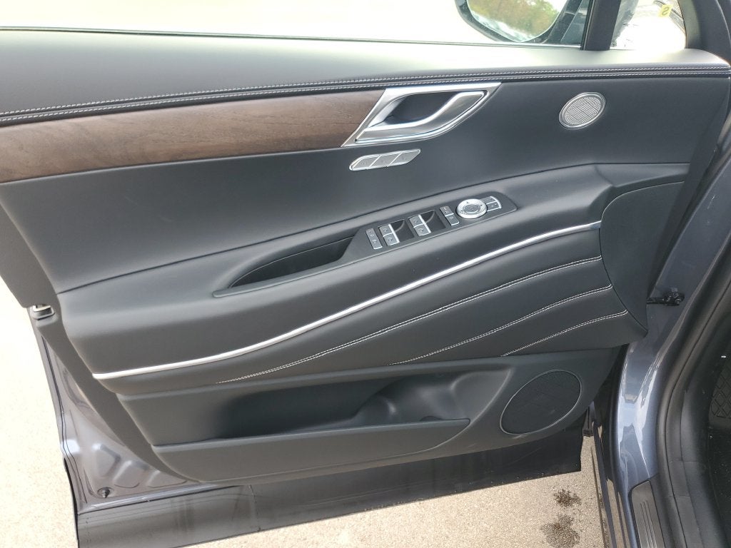 2027 Genesis GV80 2.5T Select