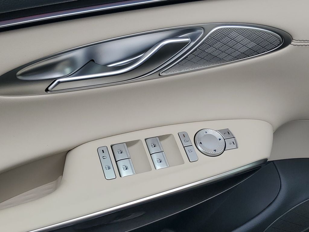 2027 Genesis GV70 2.5T