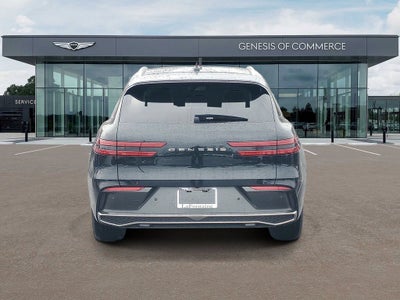 2027 Genesis GV70 2.5T