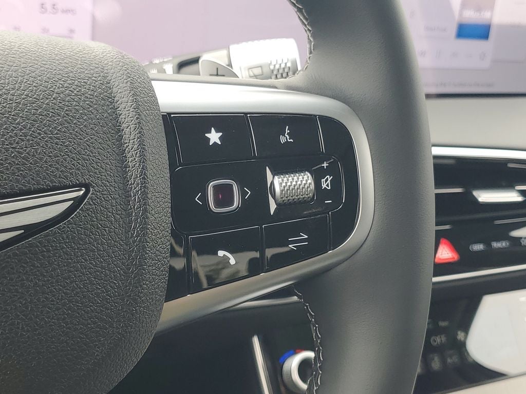 2027 Genesis GV70 2.5T Select