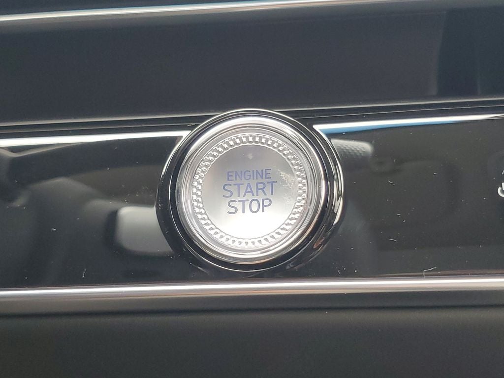 2027 Genesis GV70 2.5T Select