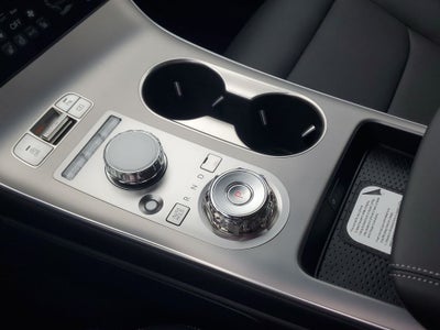 2027 Genesis GV70 2.5T Select