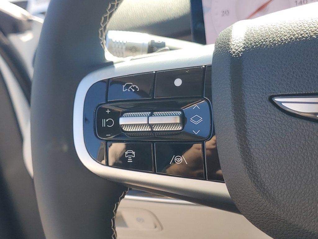 2027 Genesis GV70 2.5T Select