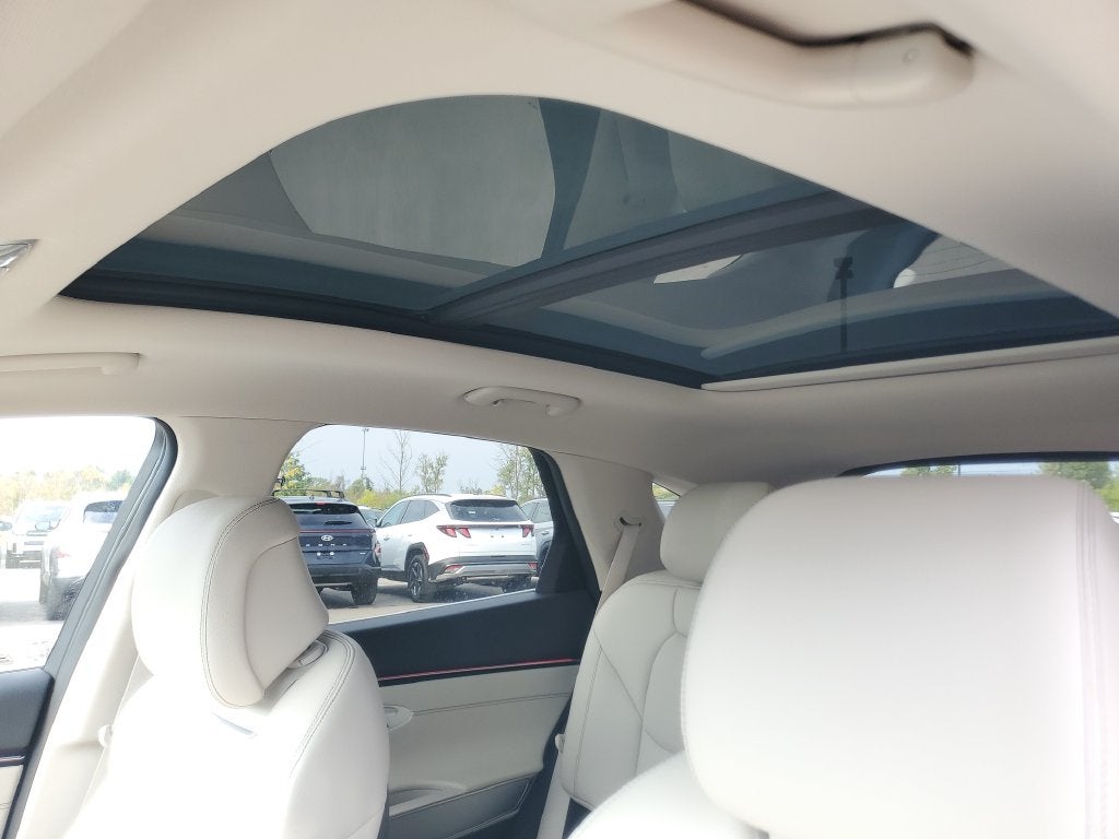 2027 Genesis GV70 2.5T Select