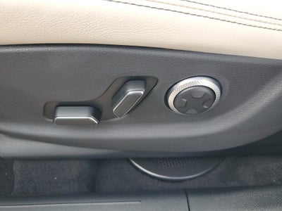 2027 Genesis GV70 2.5T Select