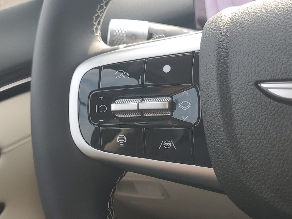 2027 Genesis GV70 2.5T Select