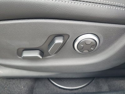 2027 Genesis GV70 2.5T Select