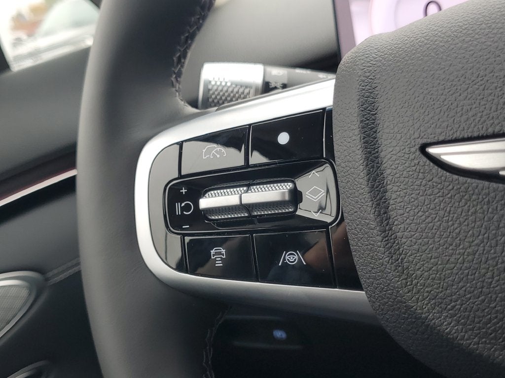 2027 Genesis GV70 2.5T Select