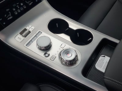2027 Genesis GV70 2.5T Select