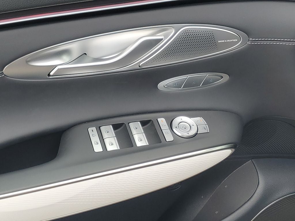 2027 Genesis GV70 2.5T Advanced
