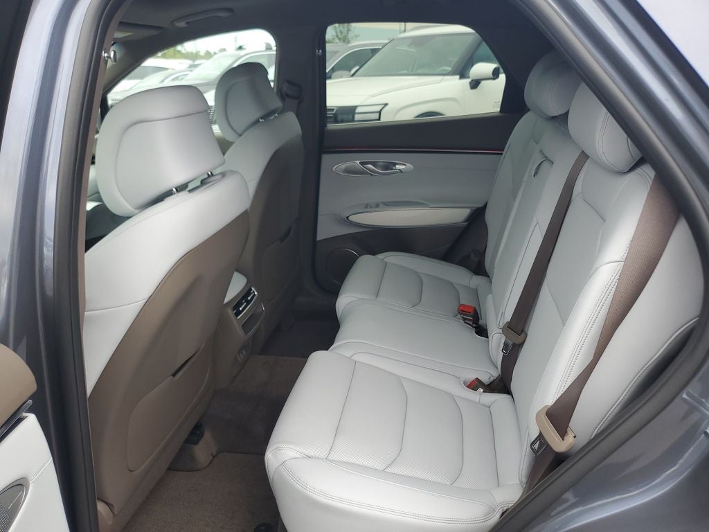 2027 Genesis GV70 2.5T Advanced