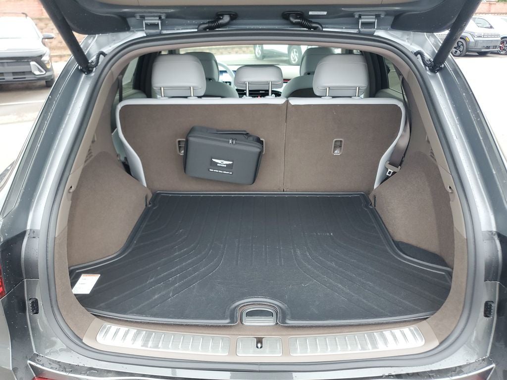 2027 Genesis GV70 2.5T Advanced