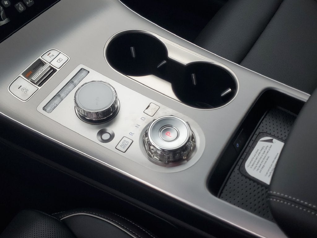 2027 Genesis GV70 2.5T Advanced
