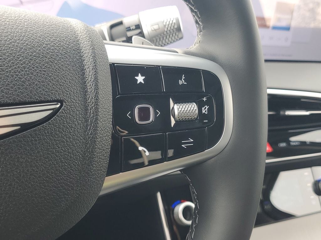 2027 Genesis GV70 2.5T Advanced