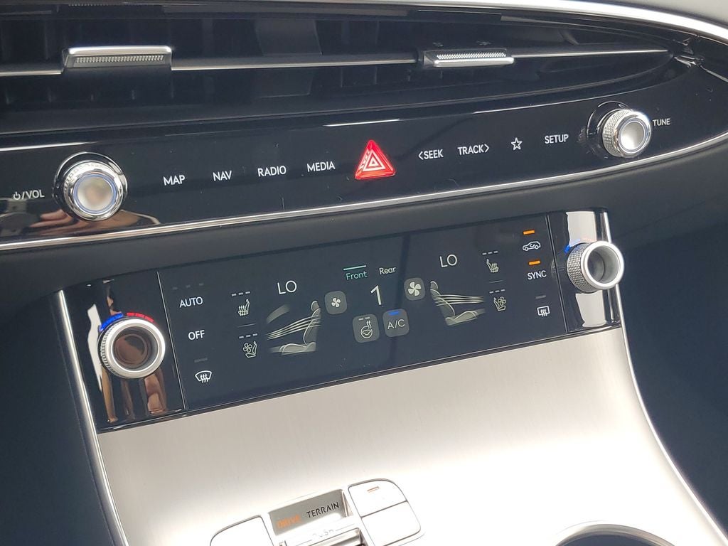 2027 Genesis GV70 2.5T Advanced