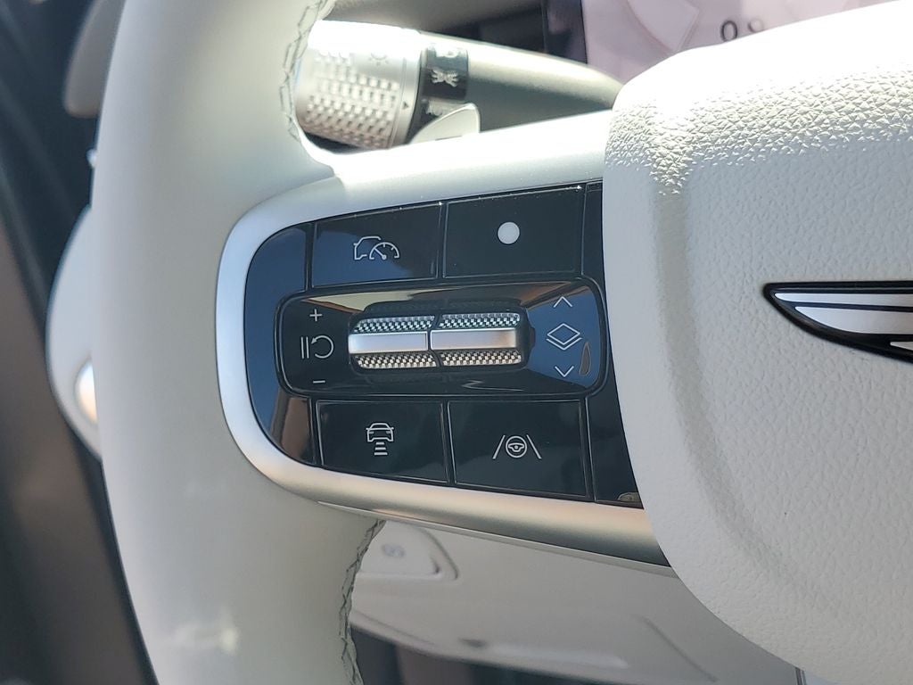 2027 Genesis GV70 2.5T Advanced