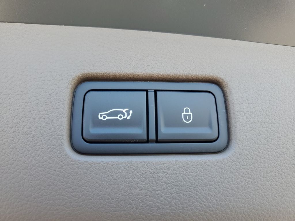2027 Genesis GV70 2.5T Advanced