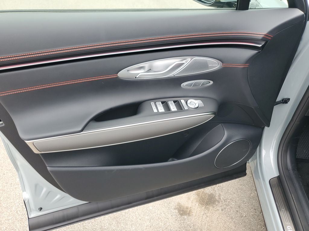 2027 Genesis GV70 2.5T Sport Prestige