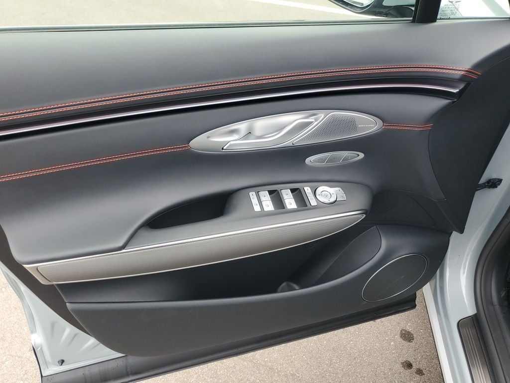 2027 Genesis GV70 2.5T Sport Prestige