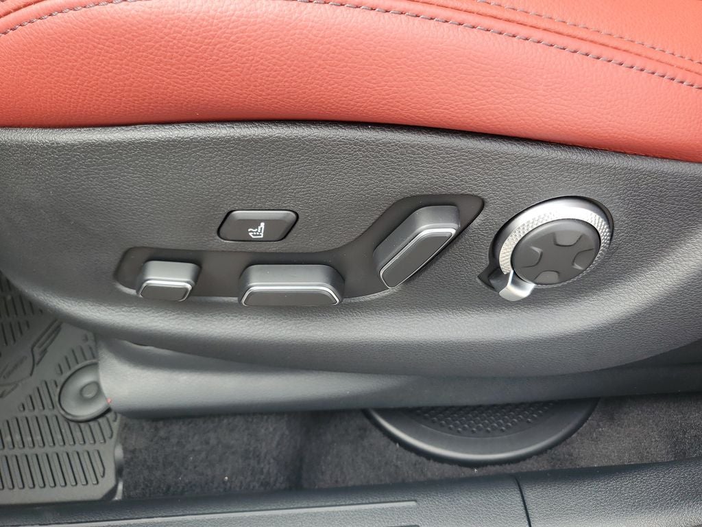 2027 Genesis GV70 2.5T Sport Prestige