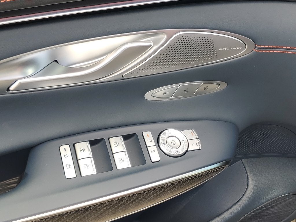 2027 Genesis GV70 3.5T Prestige Graphite