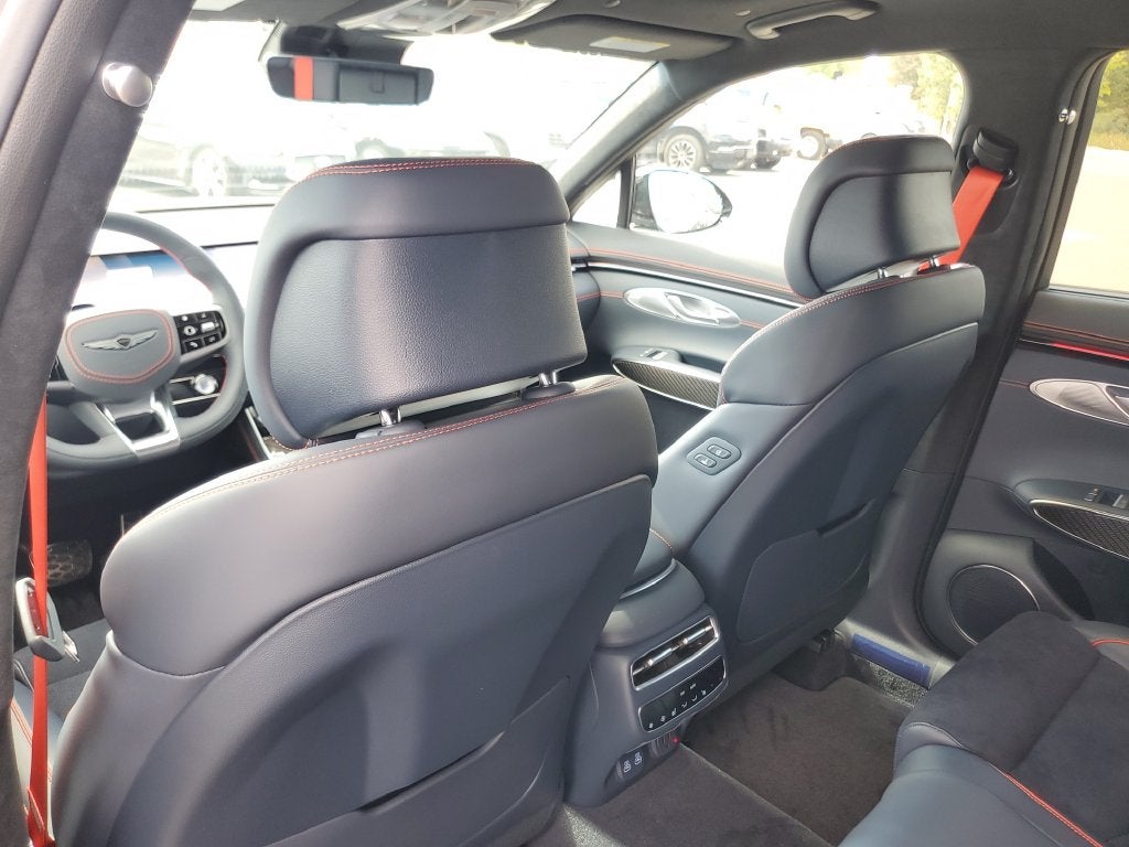 2027 Genesis GV70 3.5T Prestige Graphite