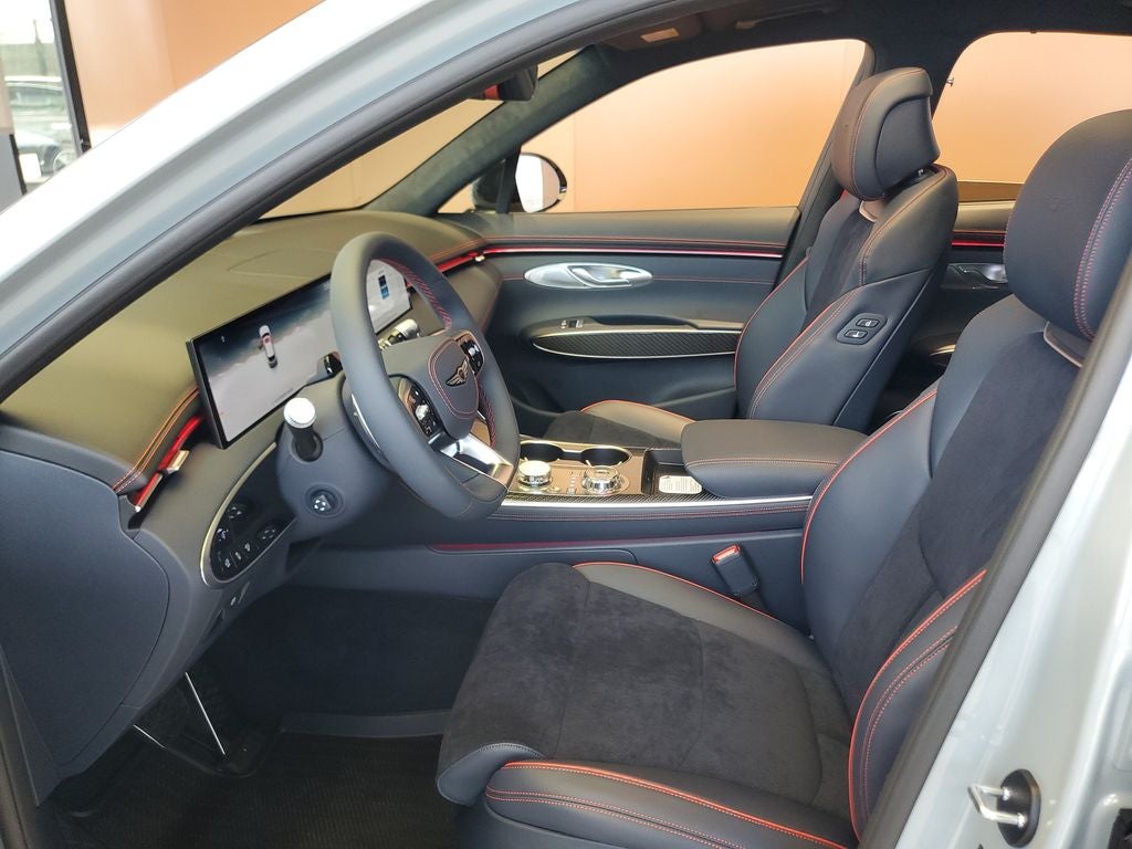 2027 Genesis GV70 3.5T Prestige Graphite