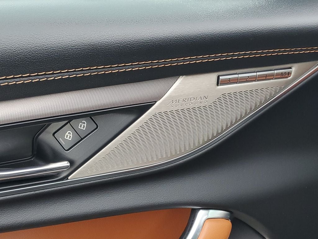 2022 Jaguar XF R-Dynamic SE