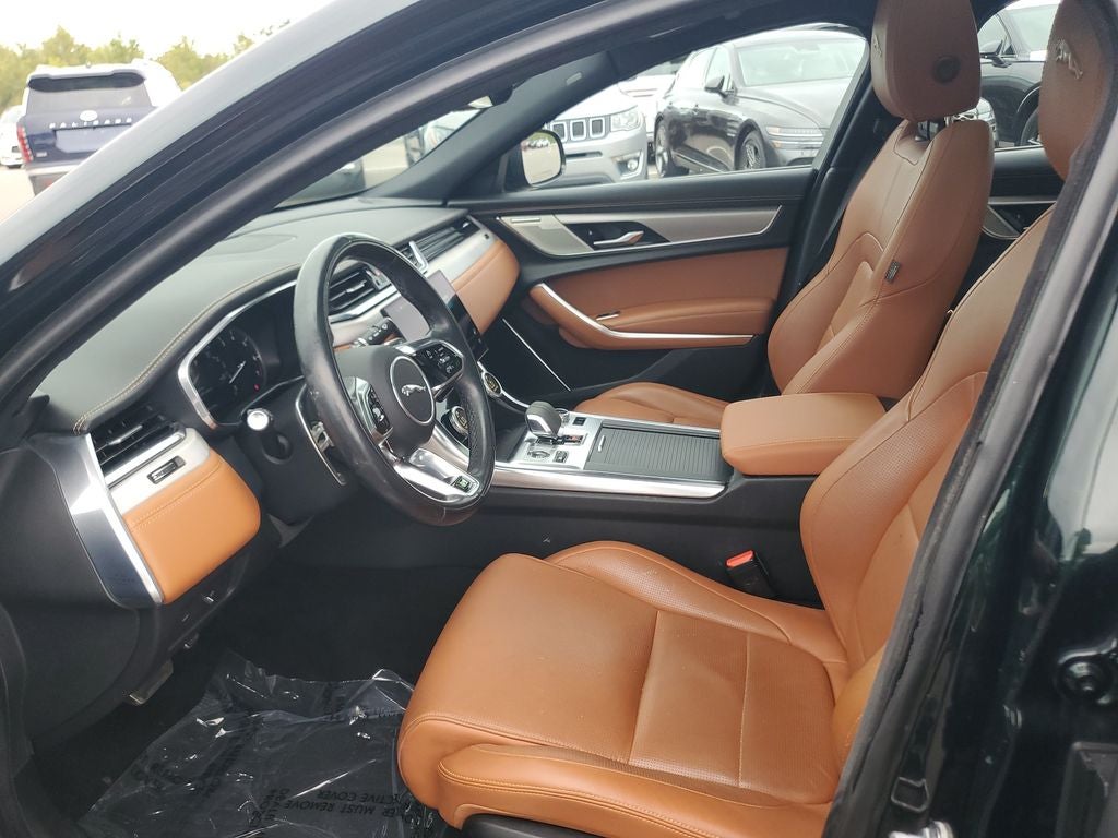 2022 Jaguar XF R-Dynamic SE